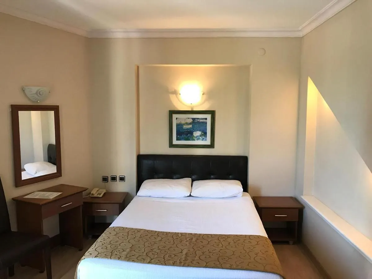 Afytos Oeren Park Mtk Otel