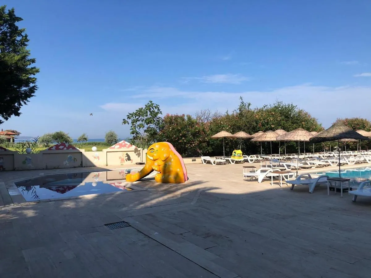Afytos Oeren Park Mtk Hotel Turcia