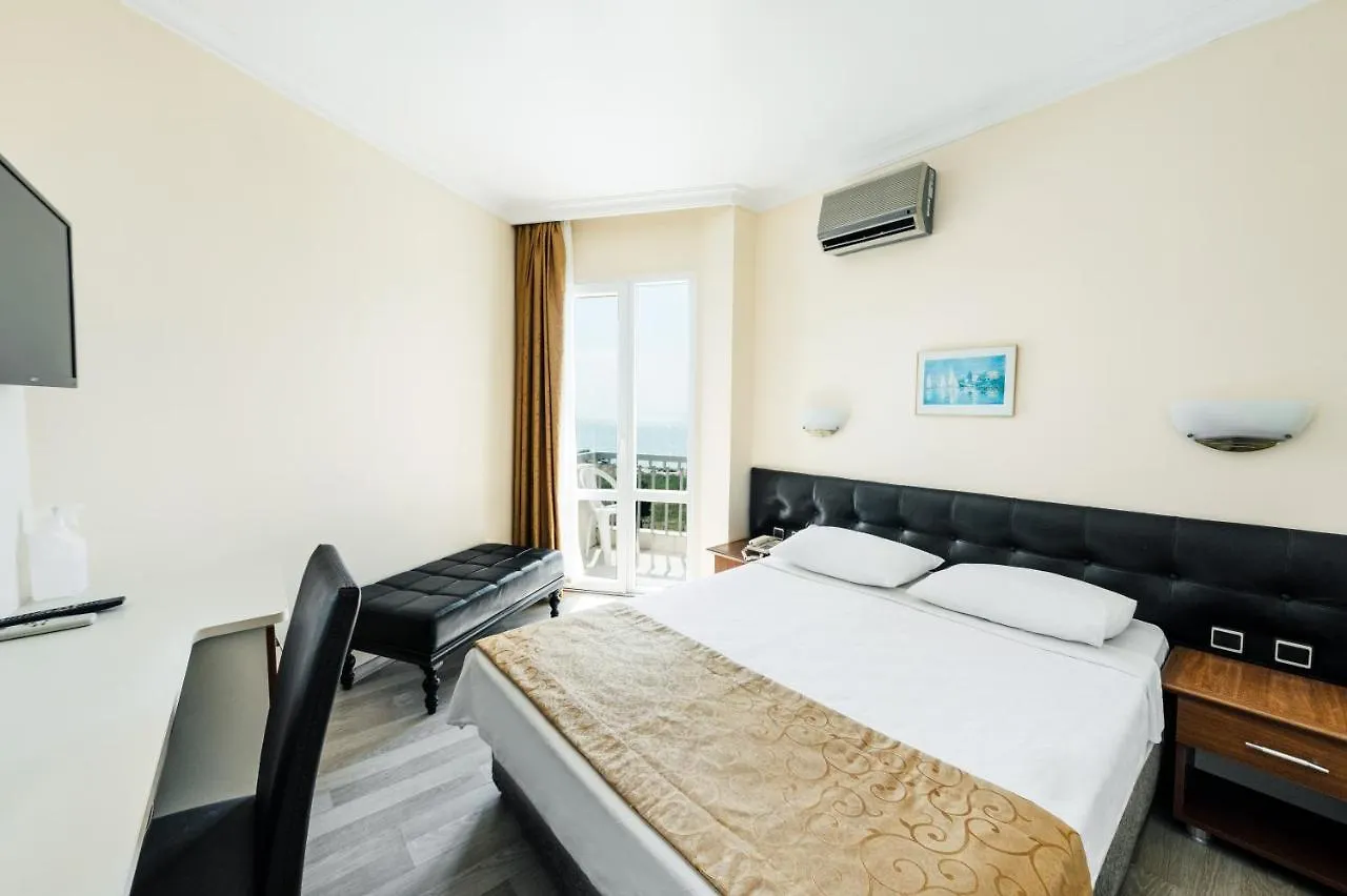 Afytos Oeren Park Mtk Otel